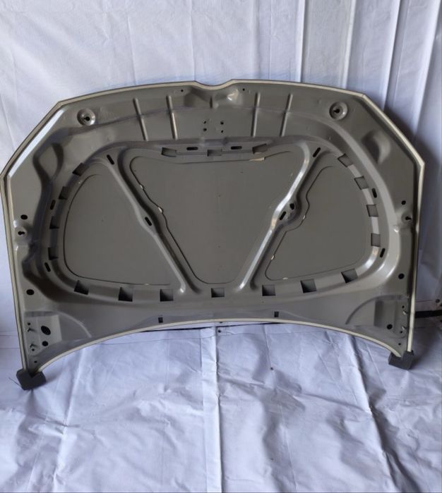 Волксваген Поло До рест Капот