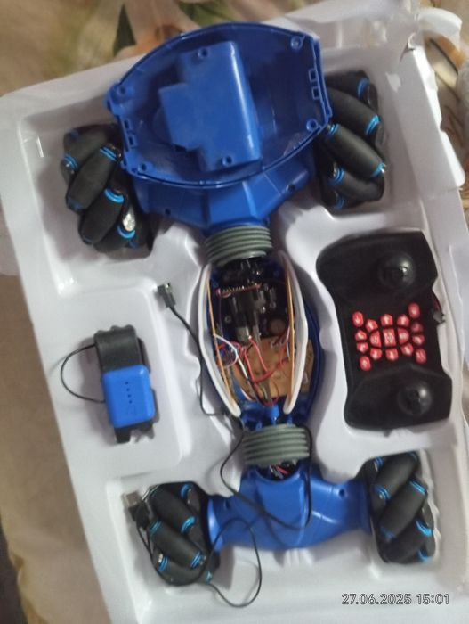 продается две машинки