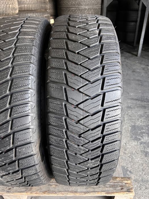 2 anvelope all season 215/65/16 C , Bridgestone , DOT 2021 , 6 mm