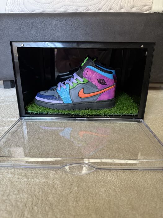 Air Jordan 1 Mid Kiss My Airs
