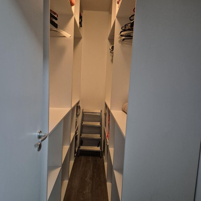 Inchiriez apartament cu 2 camere !