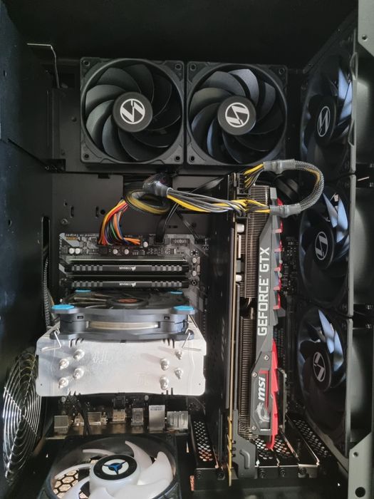 Sistem PC Gaming I7 8700K, Gtx 1080 TI, 16Gb Ram