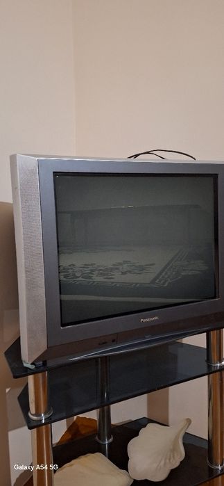 Panasonic televizor patsitavka qushib beriladi