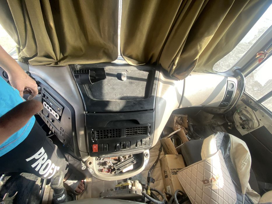 Запчасти на daf 105