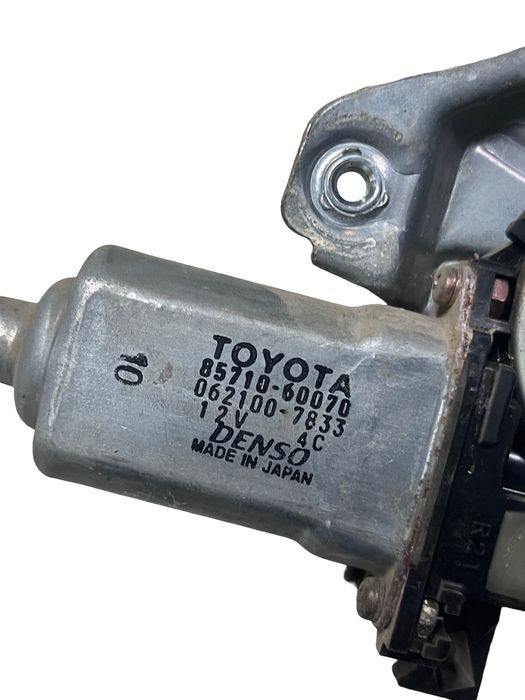 Macara Geam Stanga Spate Toyota Land Cruiser 90 _J9_ 1995 -> 85710-600