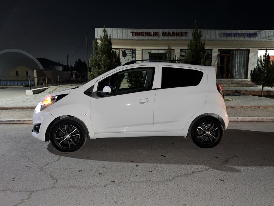 Chevrolet spark lt