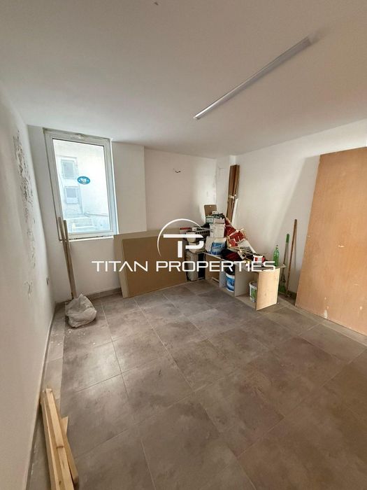 Магазин на две нива, под наем, ж.к Възраждане