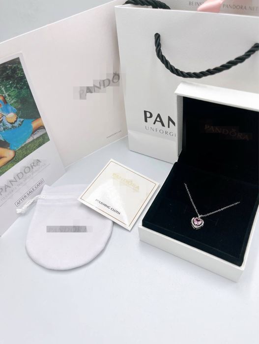 Подарочный набор, браслеты, кулоны, серьги