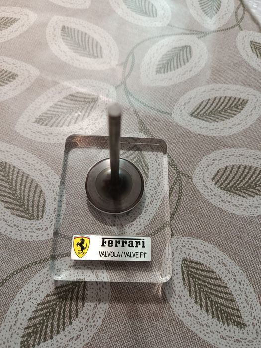 Valvă Ferrari F1