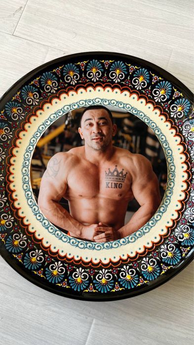 Sovg’a uchun rasm tushurilgan Sopol laganlar