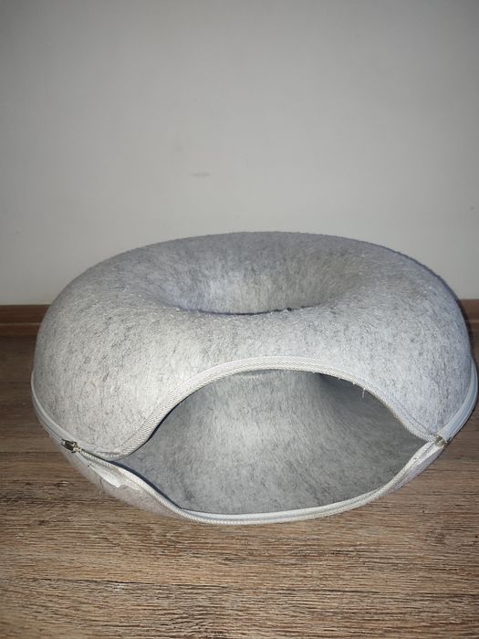 Домик для котов 20*50 см