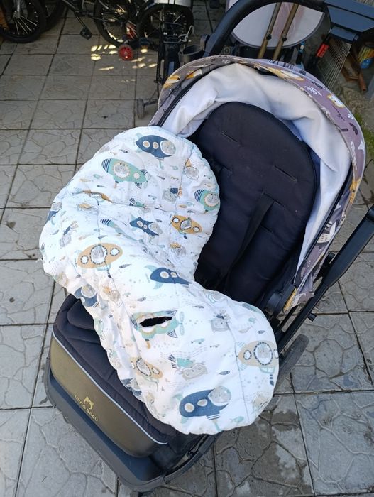 Продам прогулочную коляску