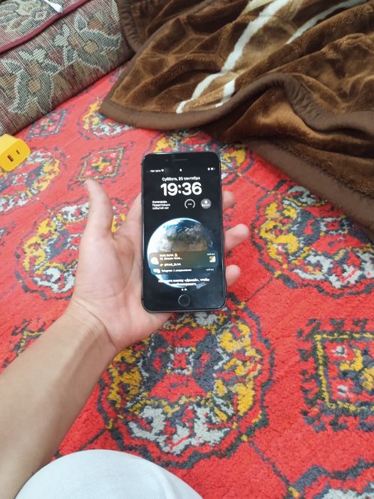 Apple Iphone 8 pilus