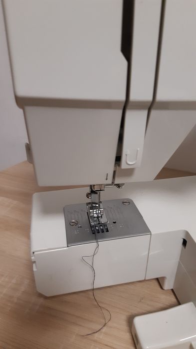 Mașină de cusut Necchi M20