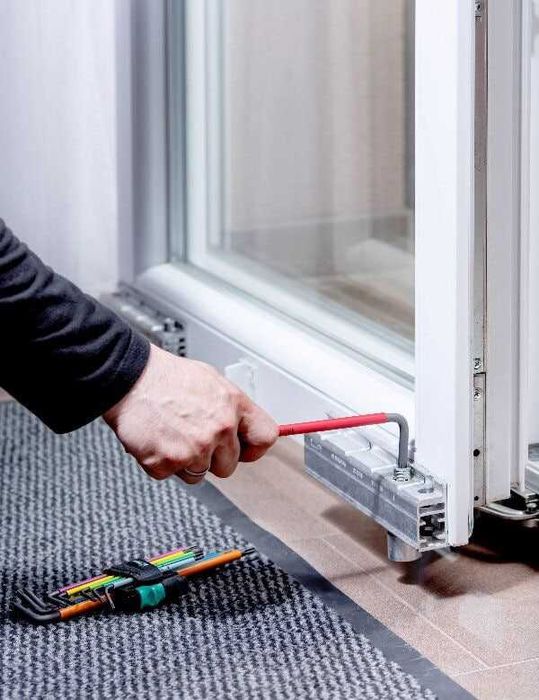 Ремонт окон - Akfa rom usta - Пластиковые окна регулировка дверей