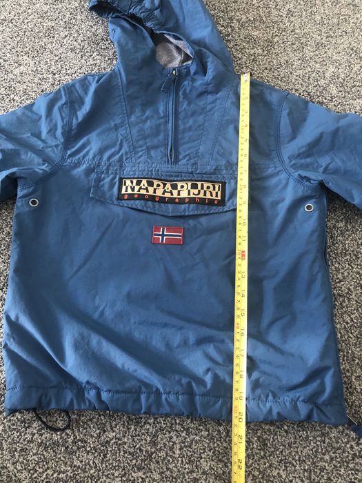 Яке и Columbia детска ветровка