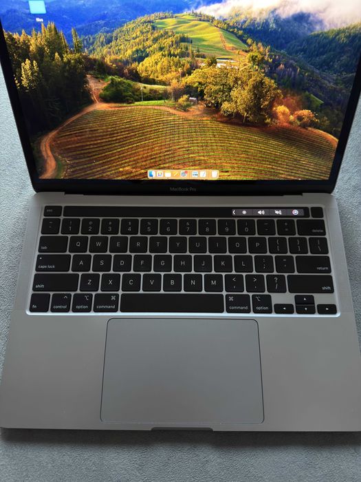 MacBook Pro 2020 макбук