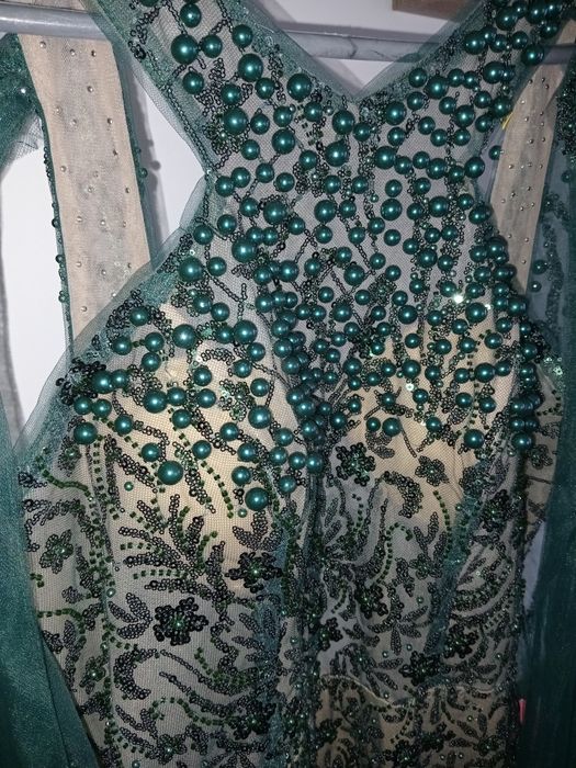 Vand rochita eleganta