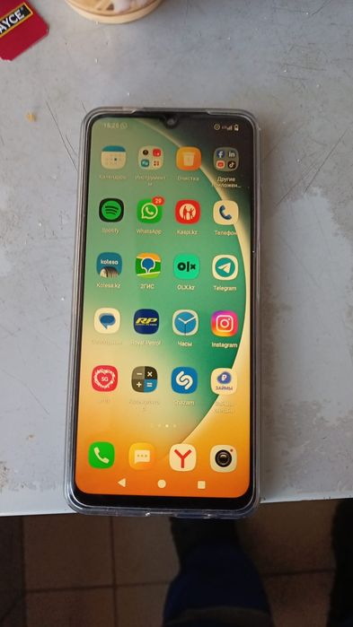 Телефон в отличном состоянии.