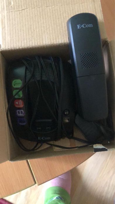 Продам домашний телефон