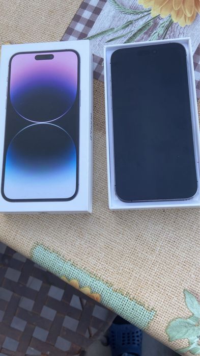 Vând iPhone 14 Pro Max, 256GB,