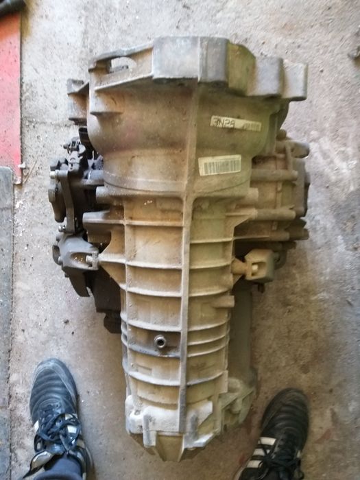 Запчасти на Skoda Superb 2002