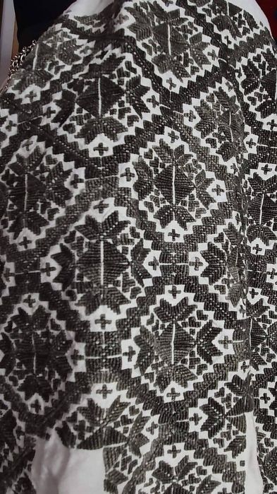 REDUCERE LUNA MAI 25%! Costum popular (ie/camasa, catrinte/fote/sorturi)