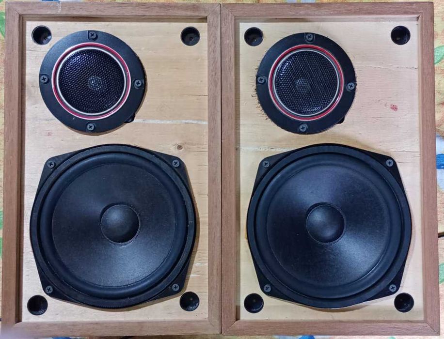 Boxe audio 2-3 cai bookshelf pick-up Pop Acord Sharp