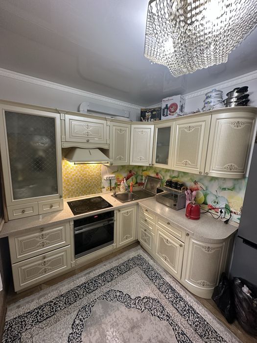 Кухонный шкаф за 30000