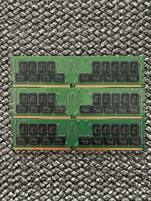 Memorii/Placute RAM 32Gb DDR4 ECC 2666mhz Registered Buffered SKHynix Server