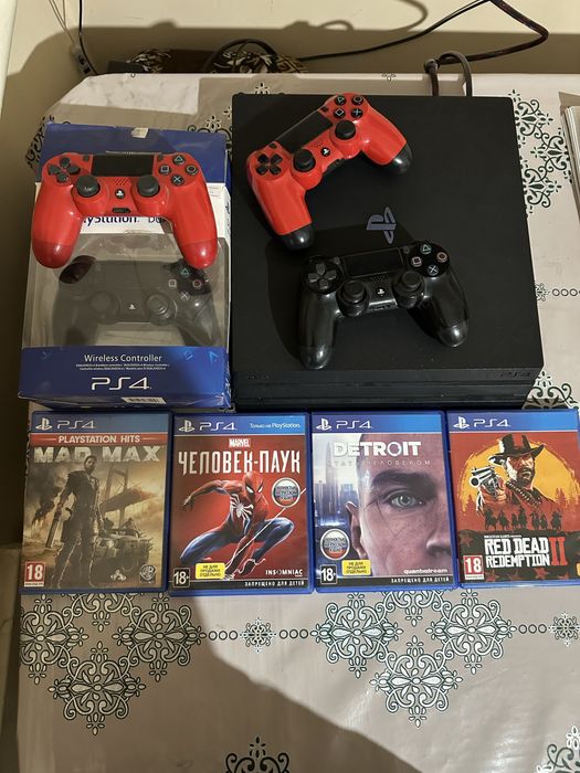 Ps 4 slim 1 TB каропка бари бар