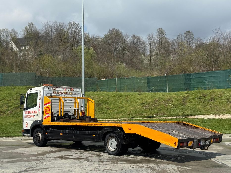 Auto platforma Mercedes Atego 7,5 t / troluiu nou .