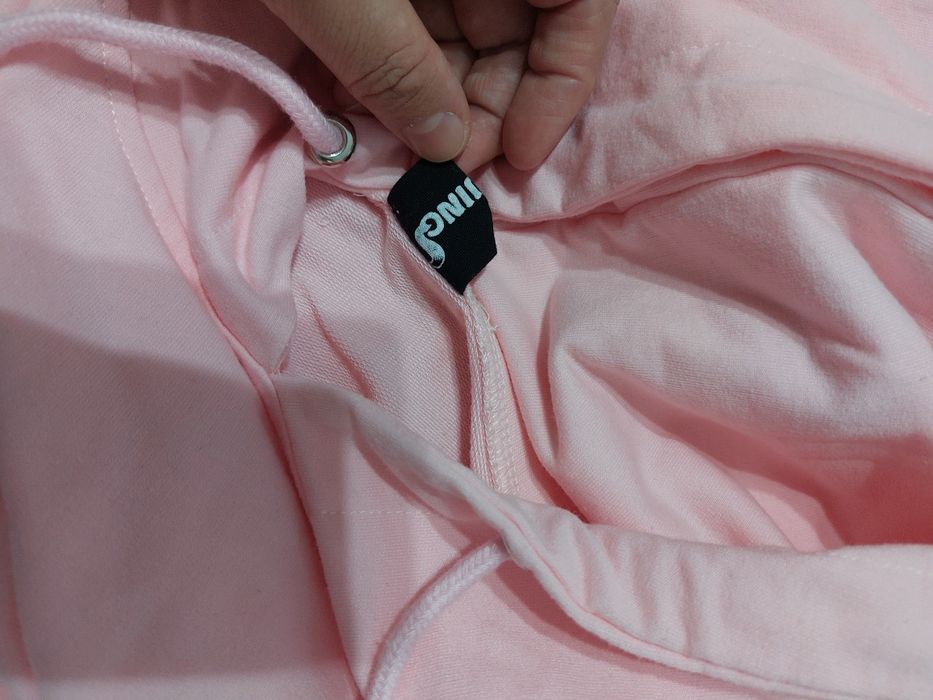 Продам Спортивный костюм