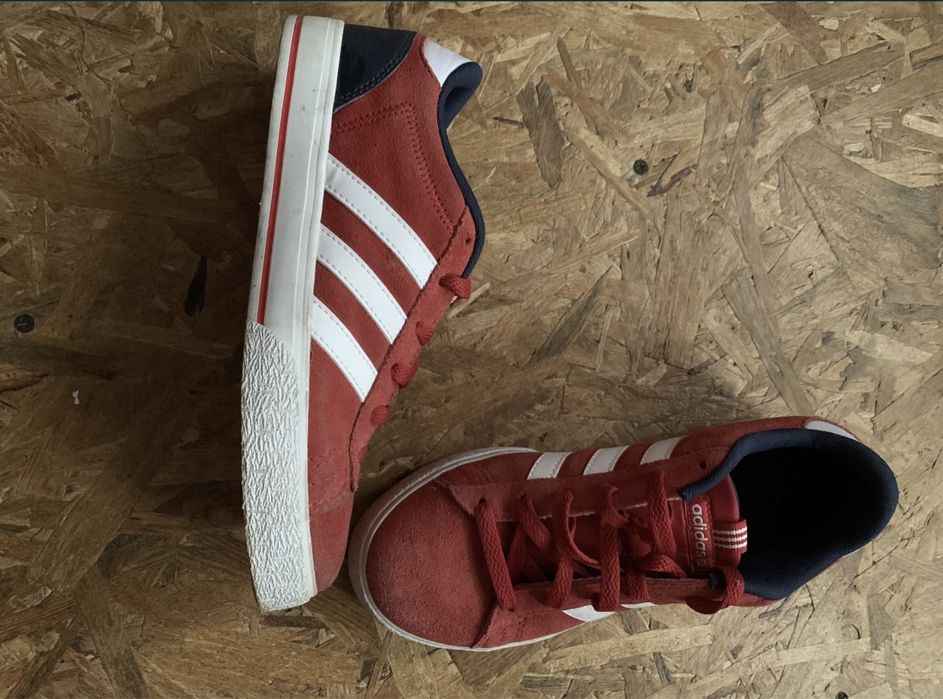 Adidas маратонки