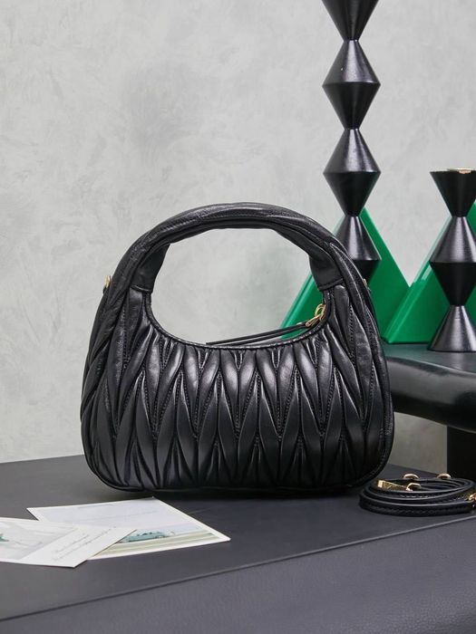 Miu Miu Wander Matelassé Bag – Black