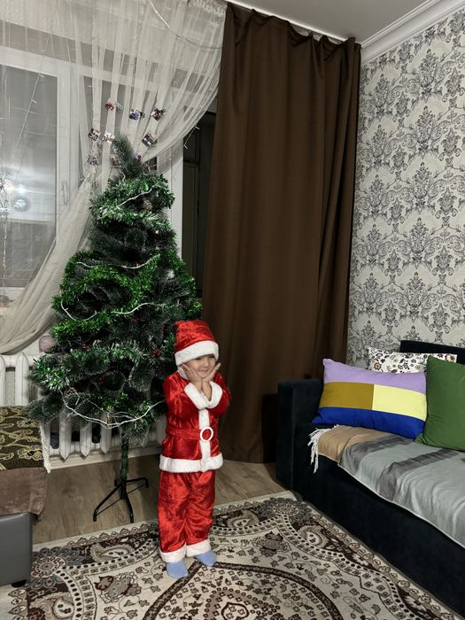 Продам елку 180 см