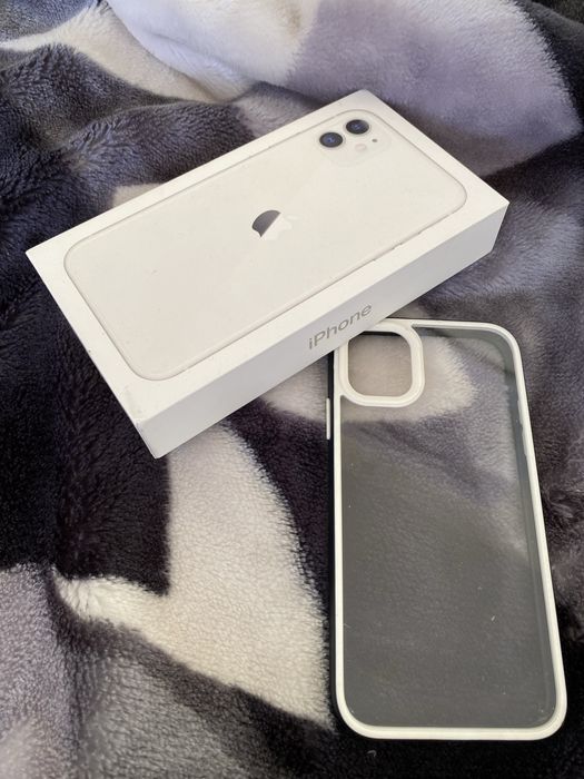 iphone 11 alb impecabil
