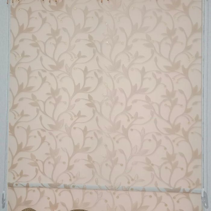 Жалюзи.  карнизы