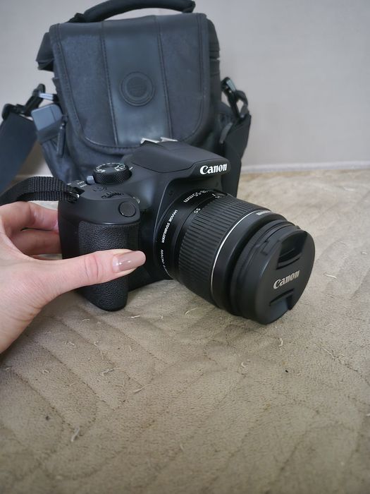 Фотоаппарат Canon 1300