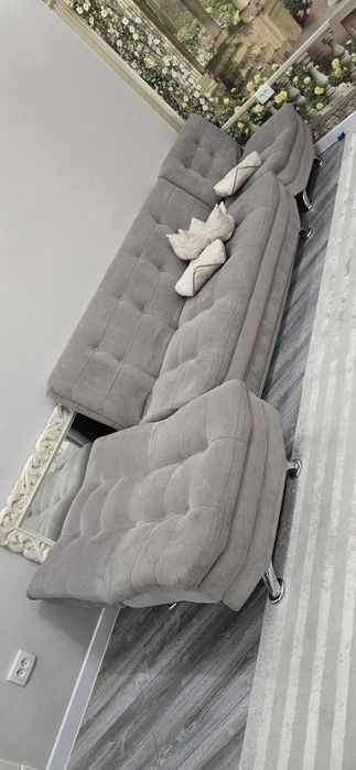 Диван раскалывается и кресло