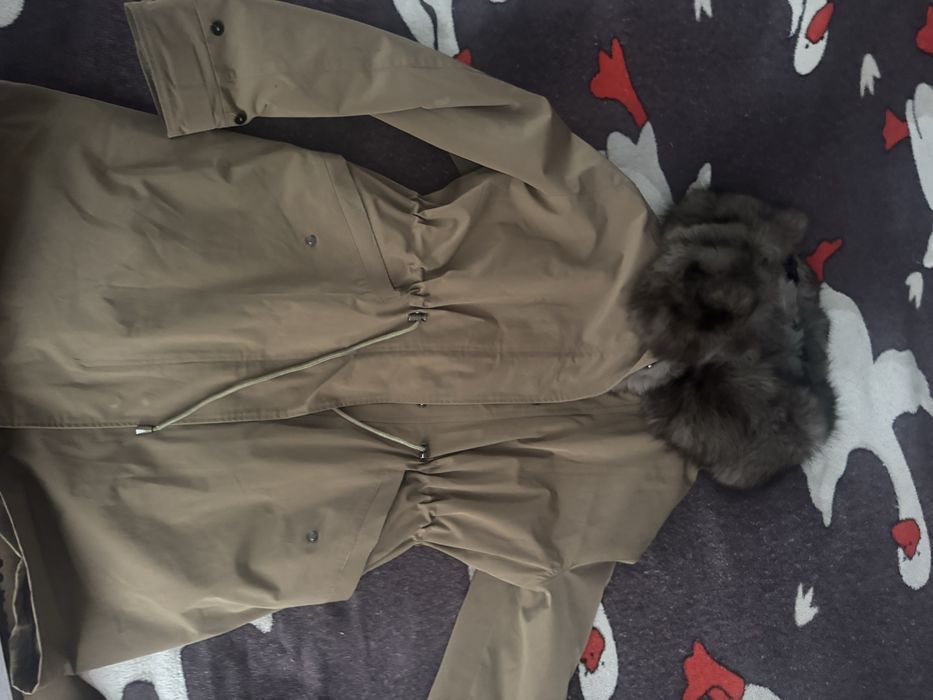 Продам парку натуралка