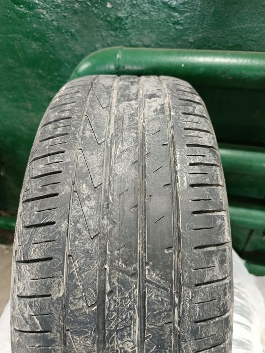 Летние шины 235/55/18