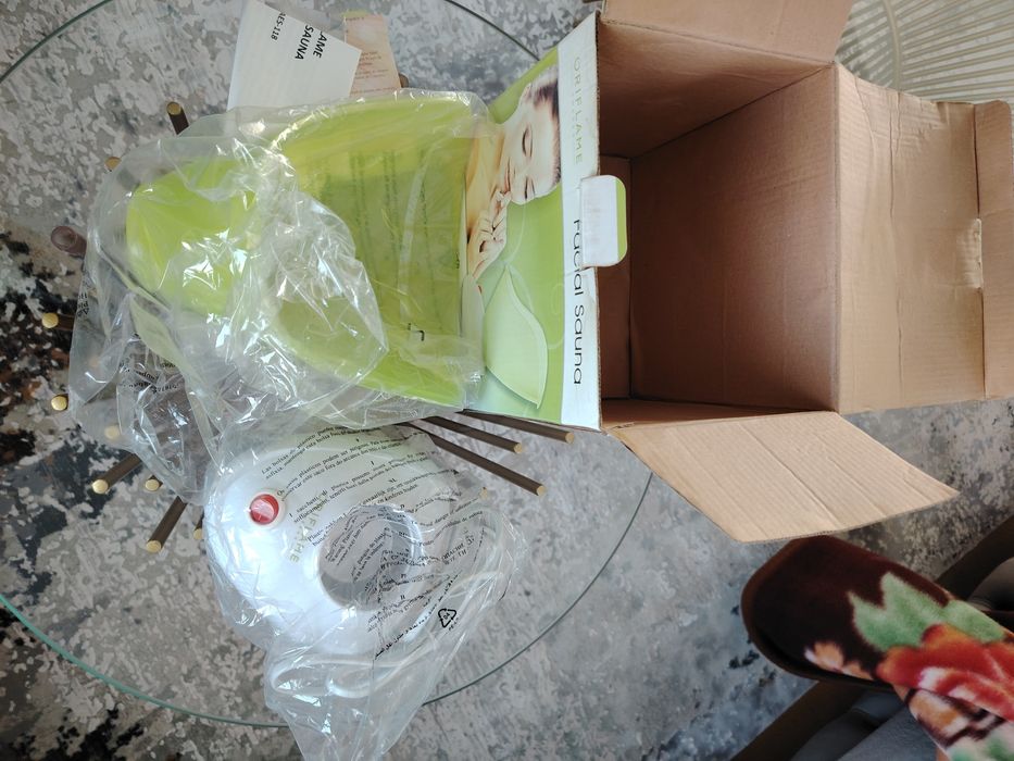 Dispozitiv sauna faciala