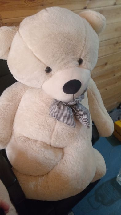 Продам медведь плюшевый