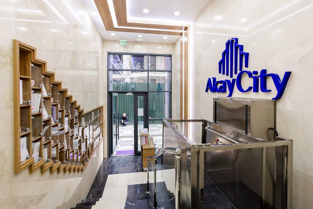 Kunlik ijaraga beriladi! 2 xonali Lyuks Akay City turar-joy majmuasida