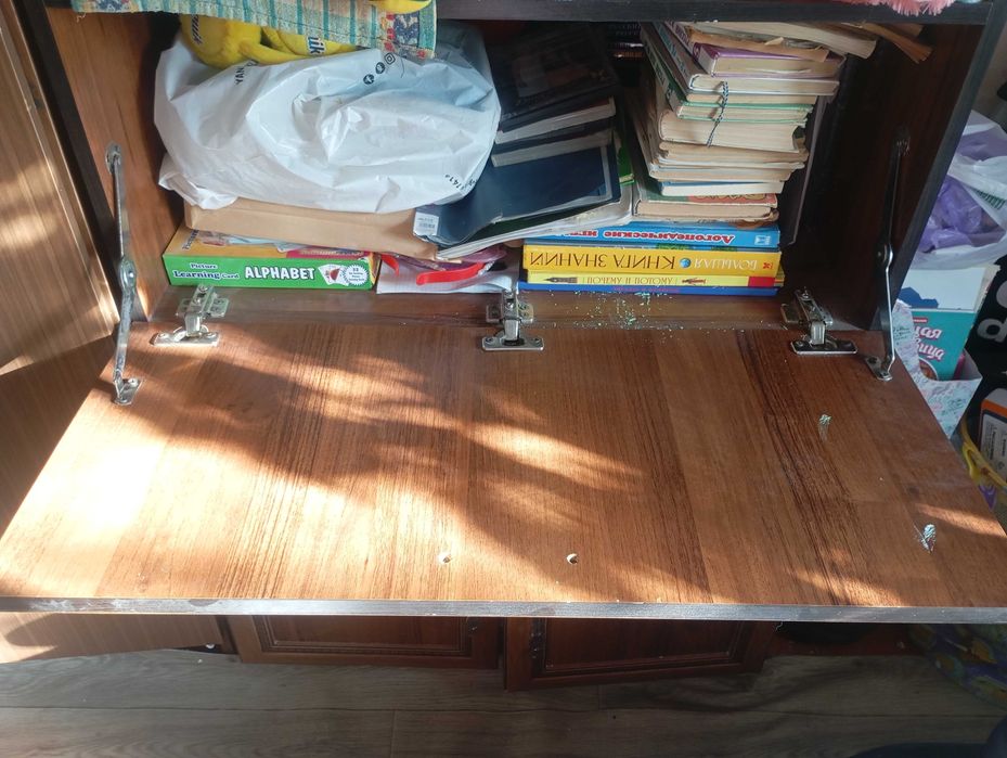 Шкаф парта,для книг