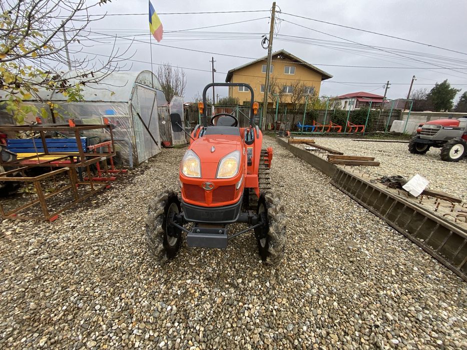 Tractor japonez Kubota model 2008