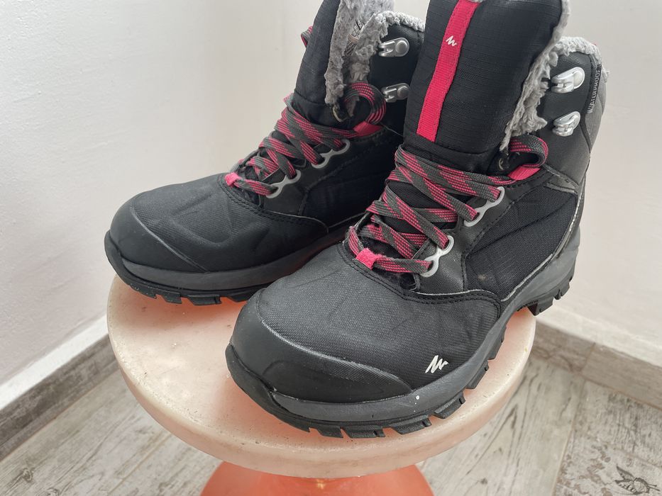 Дамски непромокаеми обувки Декатлон SH500, 38 номер