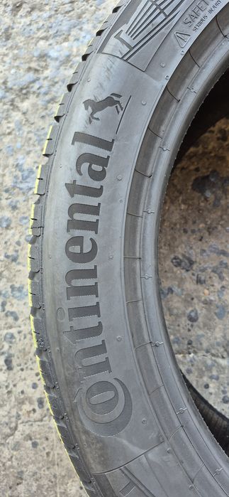 4 anvelope M+S ca noi 255/45/19,doua Continental 2022,doua Goodyear 2023.Pretul este pe bucata.
