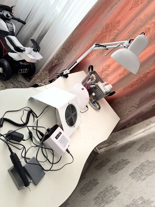 Продам все для маникюра